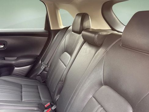 Used 2023 Honda HR-V EX-L image 13