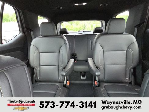Used 2023 Chevrolet Traverse LT AWD/4WD image 25