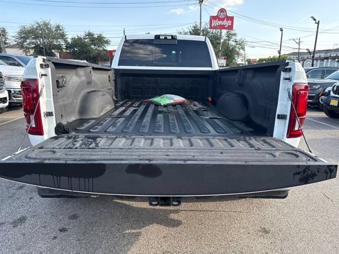 Used 2025 RAM 3500 Limited AWD/4WD image 11