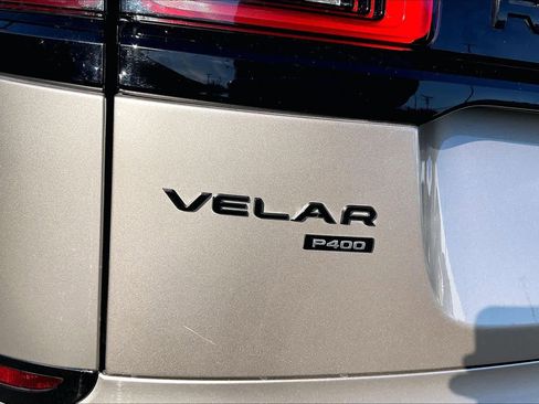 Used 2022 Land Rover Range Rover Velar R-Dynamic HSE image 11