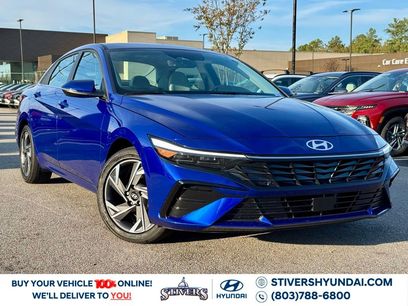 Certified 2025 Hyundai Elantra Limited w/ Cargo Package