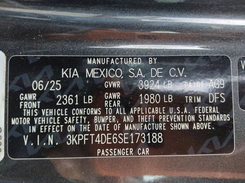 Used 2025 Kia K4 FWD image 33