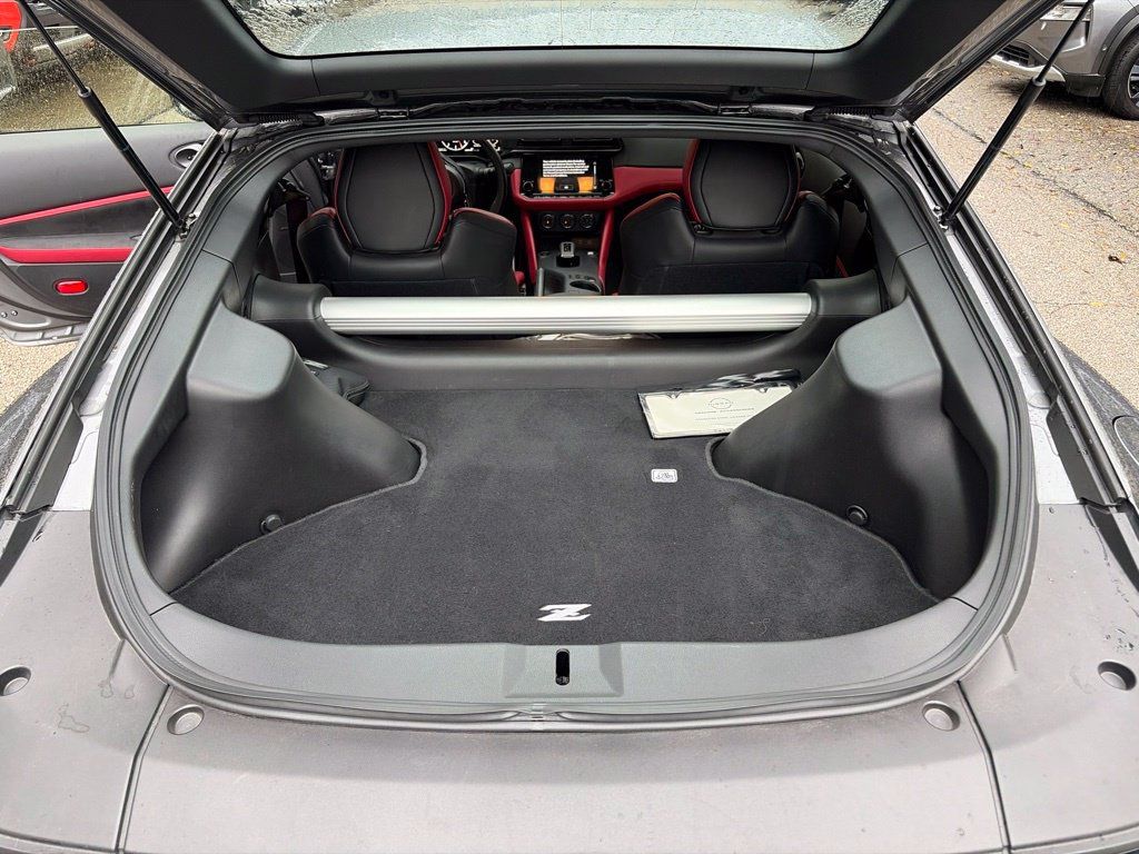 Used 2025 Nissan Z Performance w/ Floor Mat Package RWD image 18