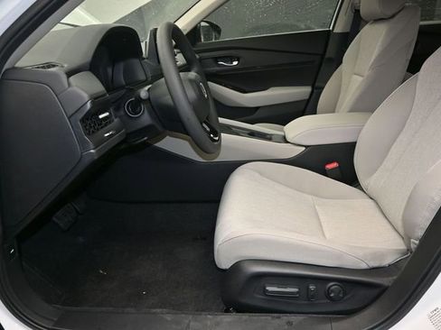 New 2025 Honda Accord SE image 13