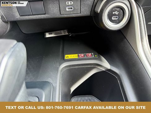 Used 2025 Toyota Grand Highlander AWD image 27