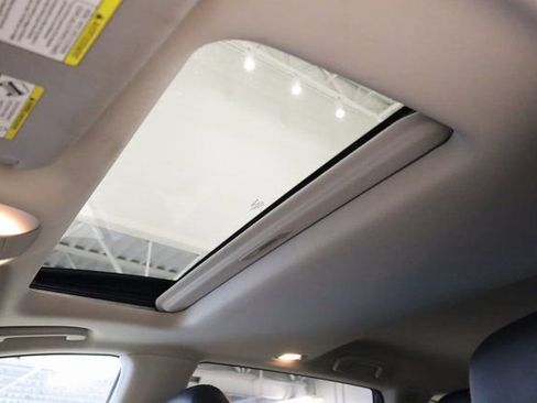 Used 2014 INFINITI QX60 AWD w/ Premium Package image 28