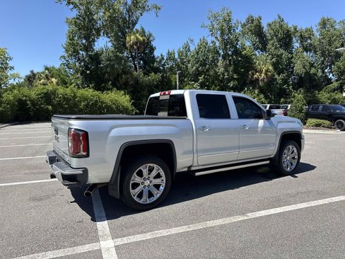 Used 2018 GMC Sierra 1500 Denali w/ Denali Ultimate Package AWD/4WD image 3