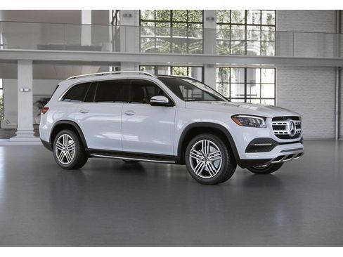 Used 2023 Mercedes-Benz GLS 450 4MATIC image 13