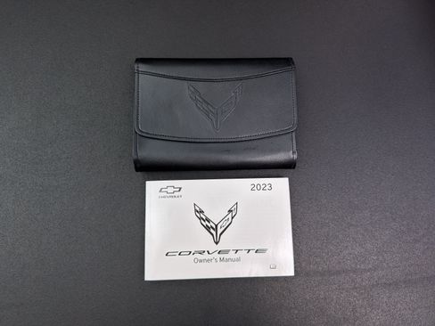 Used 2023 Chevrolet Corvette Stingray Premium Cpe w/ Z51 Performance Package RWD image 32
