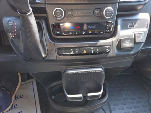 Used 2025 RAM ProMaster 1500 w/ Premium Convenience Group FWD image 16