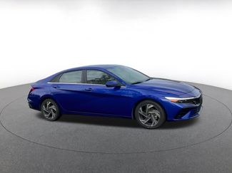 Used 2025 Hyundai Elantra SEL video 2