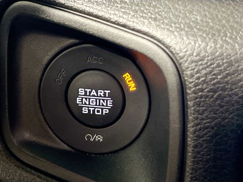 Used 2024 Jeep Wrangler Unlimited Sport AWD/4WD image 24