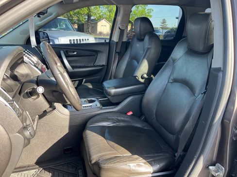 Used 2008 GMC Acadia SLE w/ Preferred Package FWD image 12
