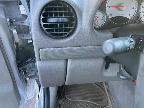 Used 2003 Jeep Liberty Limited image 31