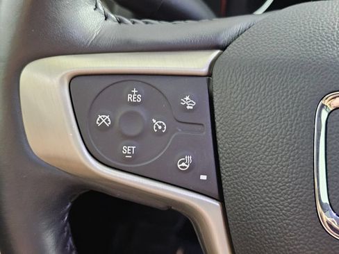 Used 2018 GMC Acadia Denali w/ Technology Package AWD/4WD image 30