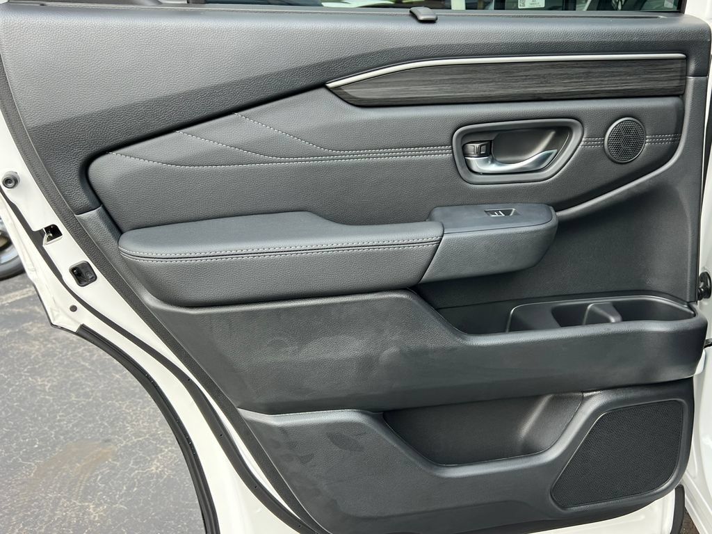 New 2026 Honda Pilot image 39