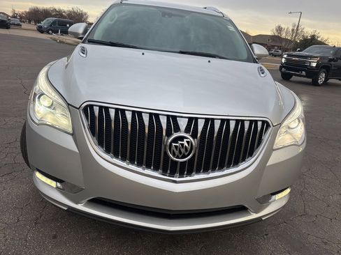 Used 2014 Buick Enclave Leather image 3