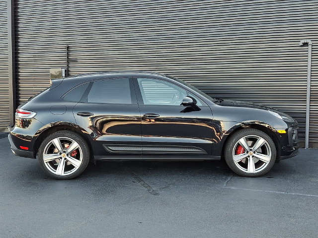 Certified 2024 Porsche Macan S AWD/4WD image 8