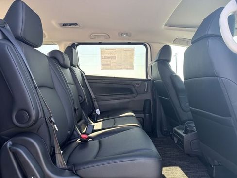 New 2026 Honda Odyssey EX-L image 17