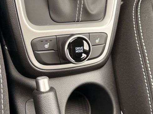 New 2026 Hyundai Venue SEL FWD image 21