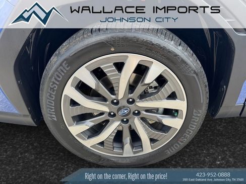 Used 2025 Subaru Forester Touring AWD/4WD image 9