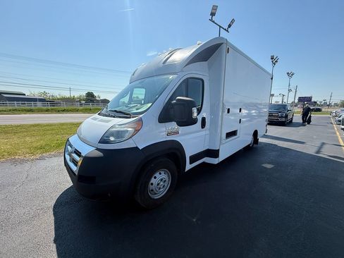 Used 2018 RAM ProMaster 3500 w/ Premium Appearance Group image 8
