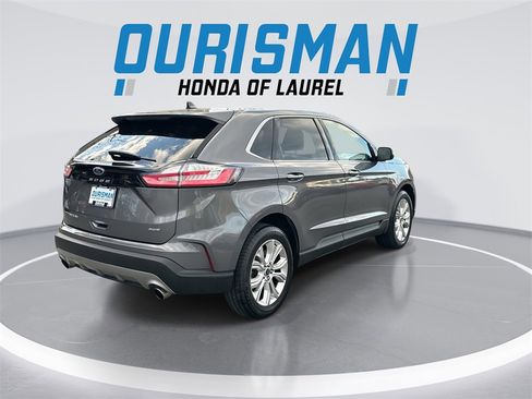 Used 2022 Ford Edge Titanium image 8