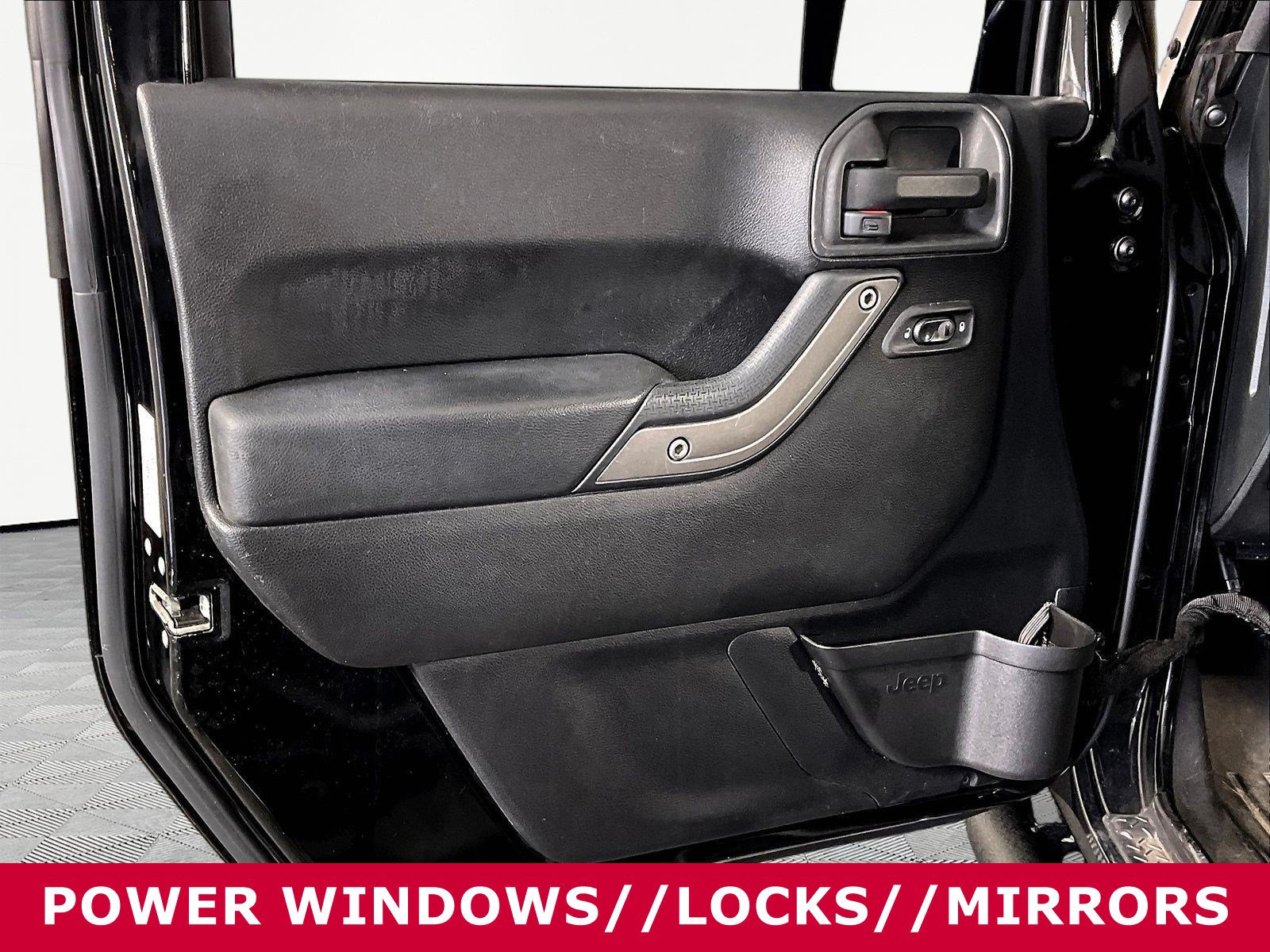 Used 2013 Jeep Wrangler Unlimited Sport AWD/4WD image 17