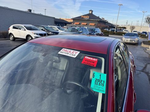 Used 2021 INFINITI Q50 Luxe w/ Cargo Package image 6