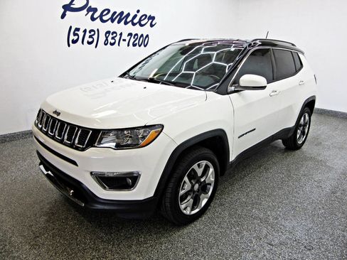 Used 2018 Jeep Compass Limited w/ Navigation Group AWD/4WD image 1