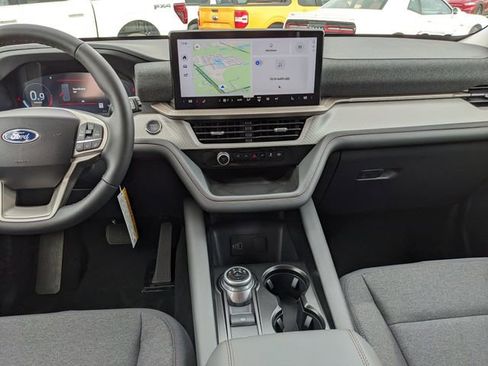 New 2026 Ford Explorer Active image 16