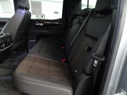 Certified 2024 Chevrolet Silverado 1500 High Country w/ High Country Premium Package AWD/4WD image 4