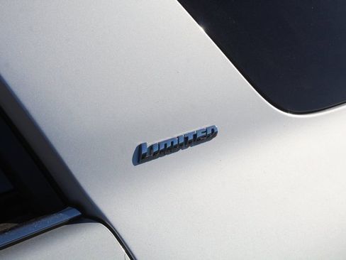 Used 2022 Toyota 4Runner Limited image 16