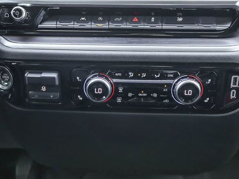 Used 2025 GMC Sierra 1500 SLT RWD image 13