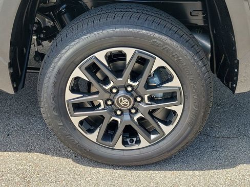 New 2026 Toyota Tundra Limited AWD/4WD image 5