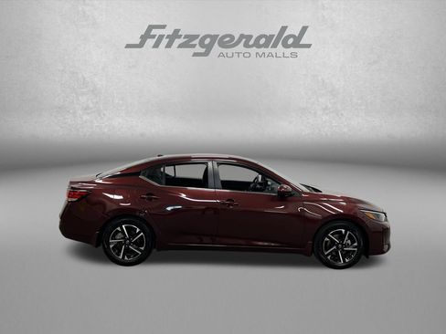 Used 2024 Nissan Sentra SV FWD image 6