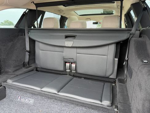Used 2017 Mercedes-Benz E 400 4MATIC Wagon image 21