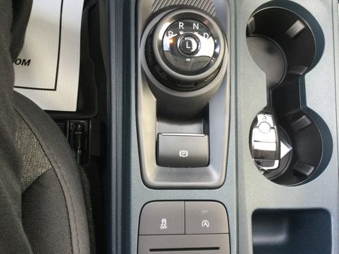 New 2025 Ford Maverick XLT w/ XLT Luxury Package image 13