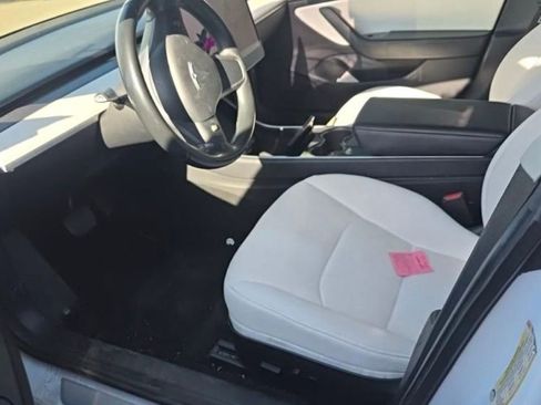 Used 2018 Tesla Model 3 Long Range AWD/4WD image 3