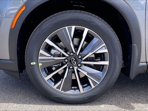 New 2026 INFINITI QX60 Luxe w/ Cargo Package AWD/4WD image 13