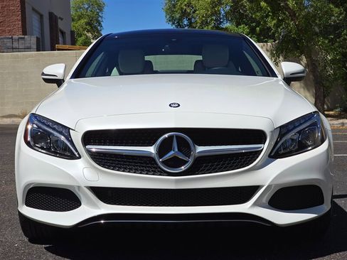 Used 2017 Mercedes-Benz C 300 Coupe image 4