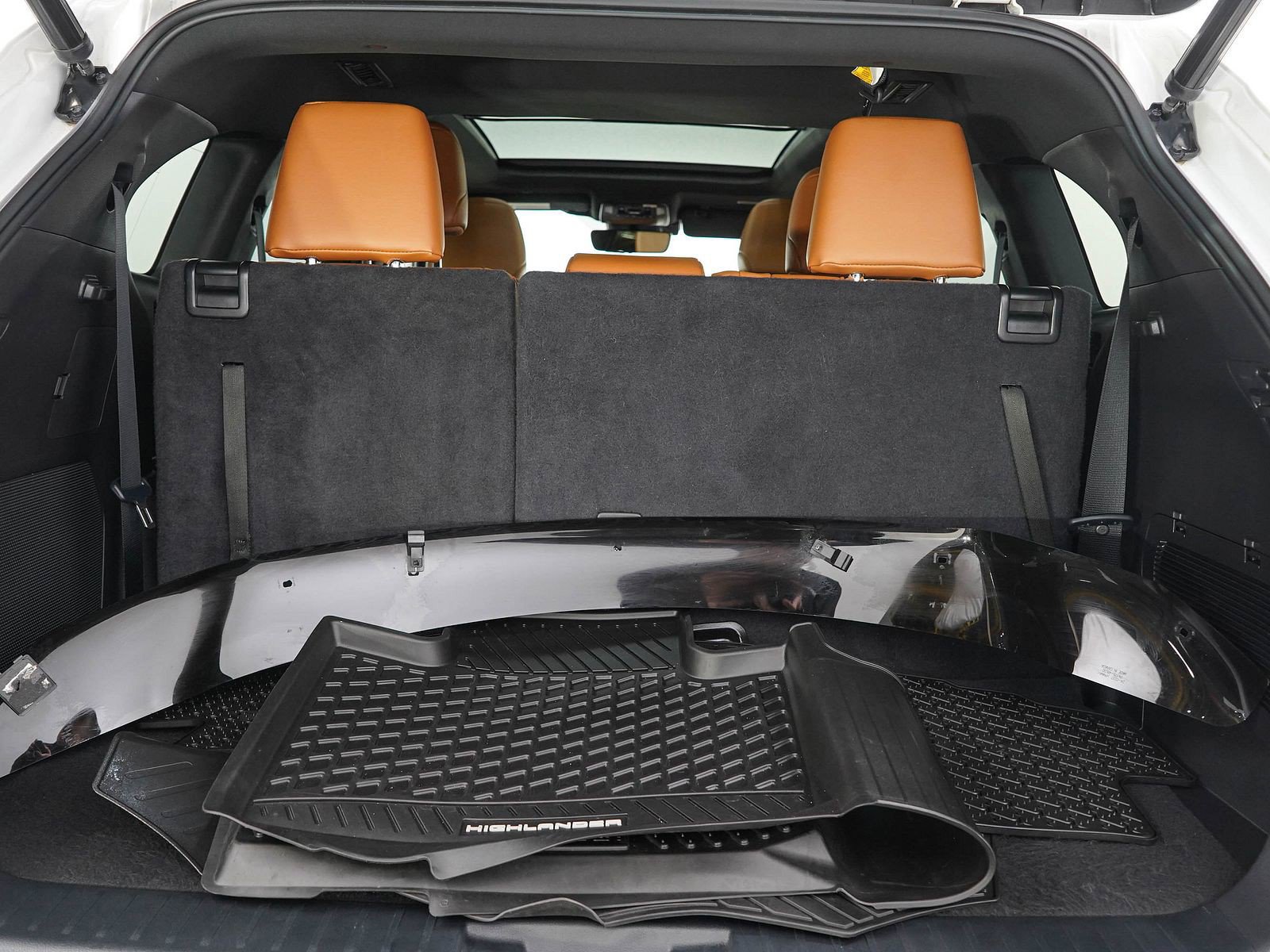 Used 2022 Toyota Highlander Platinum AWD/4WD image 9