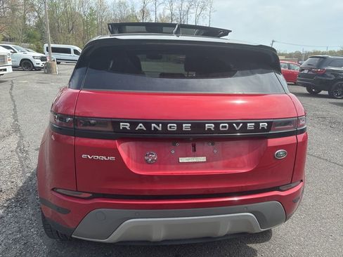 Used 2023 Land Rover Range Rover Evoque SE image 4