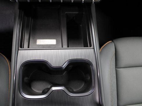 New 2026 GMC Acadia AT4 image 32