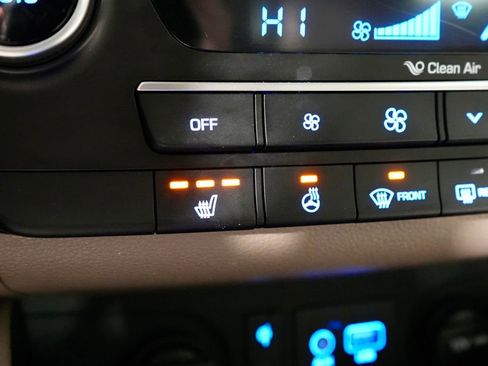 Used 2020 Hyundai Tucson Limited image 22