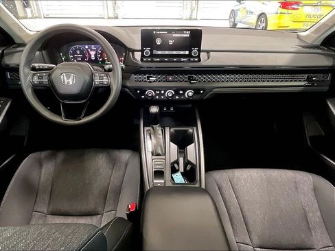 Used 2023 Honda Accord EX image 21