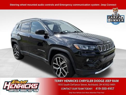 Used 2025 Jeep Compass Limited AWD/4WD image 1