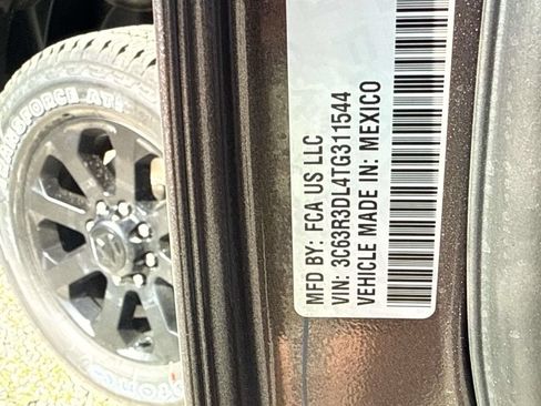 New 2026 RAM 3500 Big Horn AWD/4WD image 15