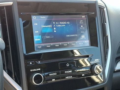 Used 2019 Subaru Forester Premium image 18