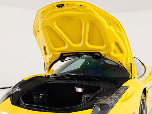 Used 2011 Ferrari 458 Italia Coupe RWD image 49